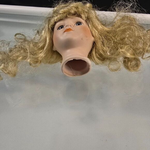 Anco 3 Piece Lot of Porcelain Doll Parts Head Arms  As Is - Picture 3 of 6